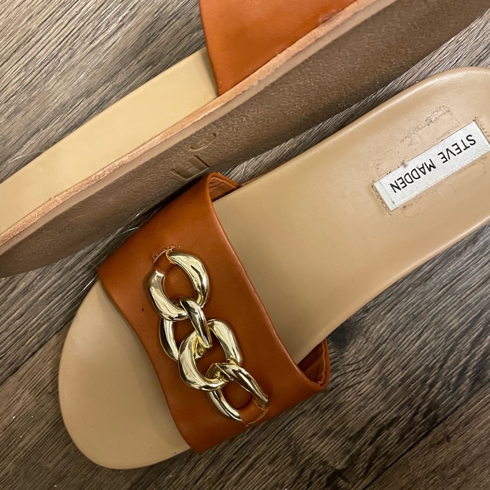 Steve Madden Sandals/Slides Color Hue Cognac As R… - image 2